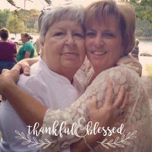 Meet your Posher, Robyn